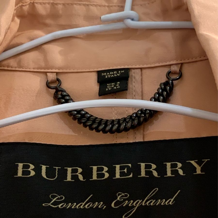Burberry 義大利製粉色長版風衣-3