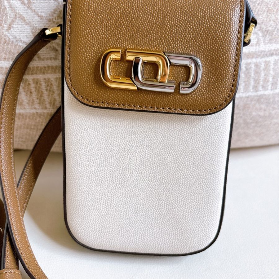 Marc Jacobs手機包-1