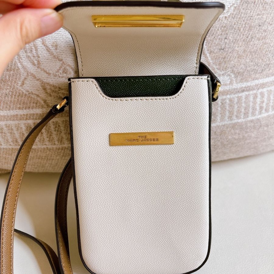 Marc Jacobs手機包-3