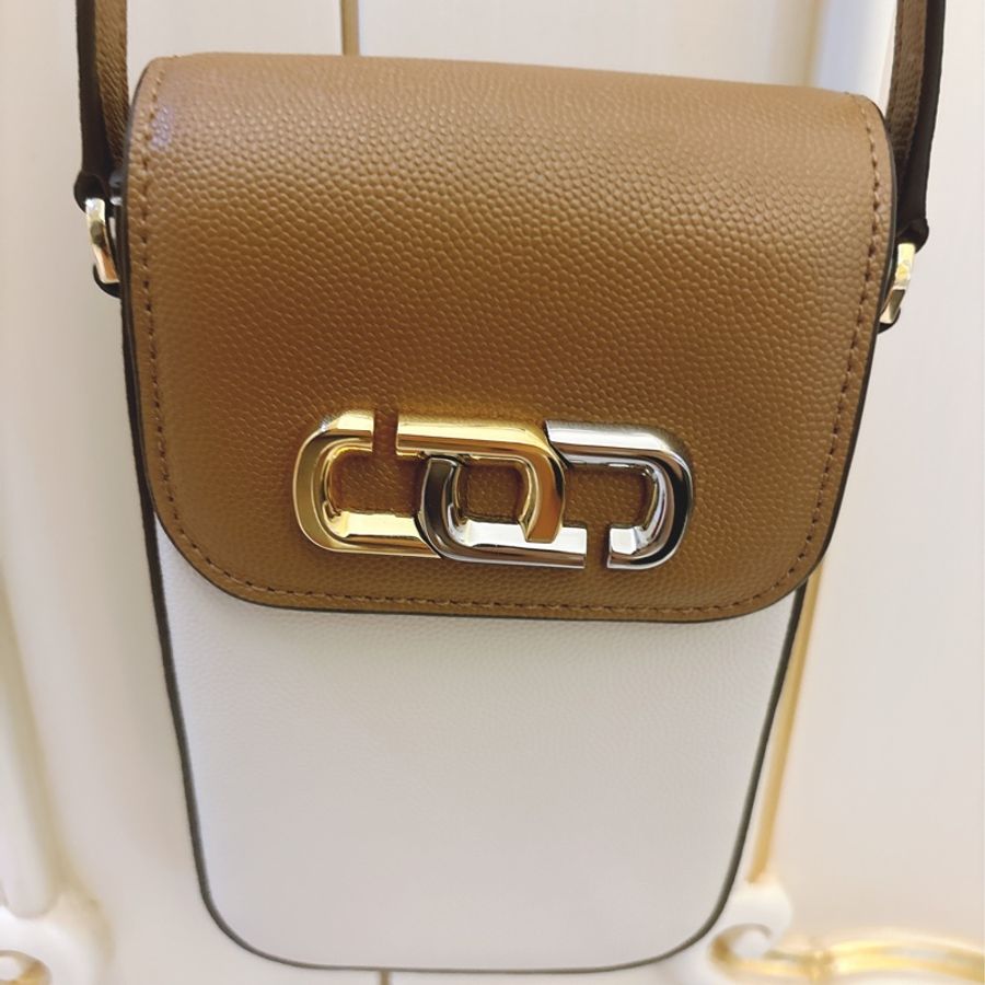Marc Jacobs手機包-12