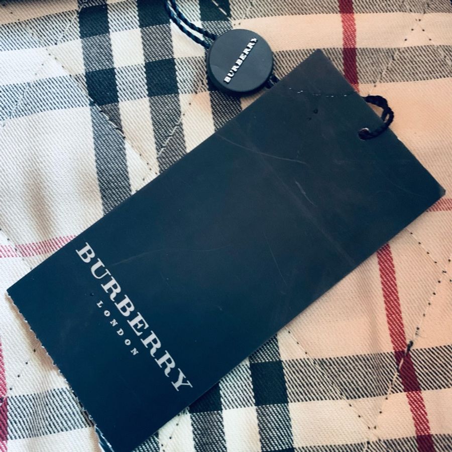 二手私物【Burberry】不到2折 全新品可合理議價 有拍衣服影片 保證真品Lambskin 小羊皮長大衣 近7千美元-27