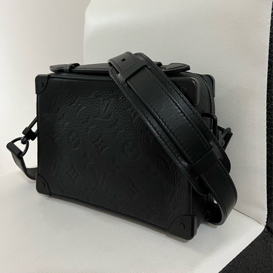 LV HANDLE SOFT TRUNK 盒子郵差包-1