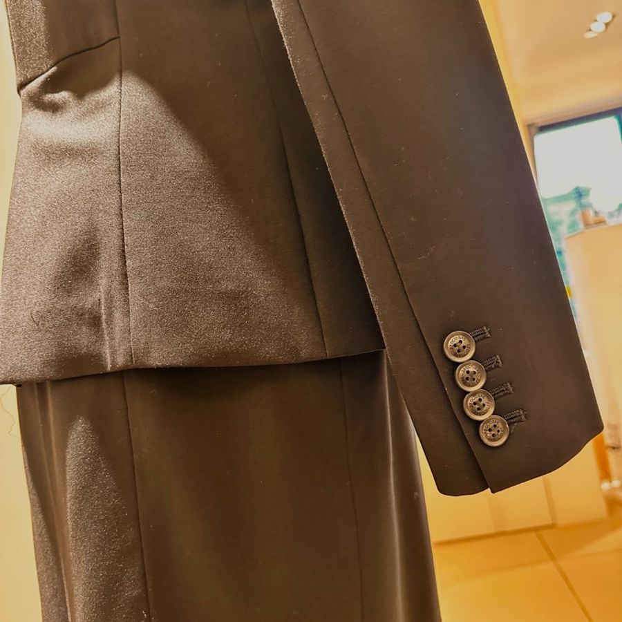22 Octobre 黑色西裝外套，Size 38，9成新（另有同套短裙）-7