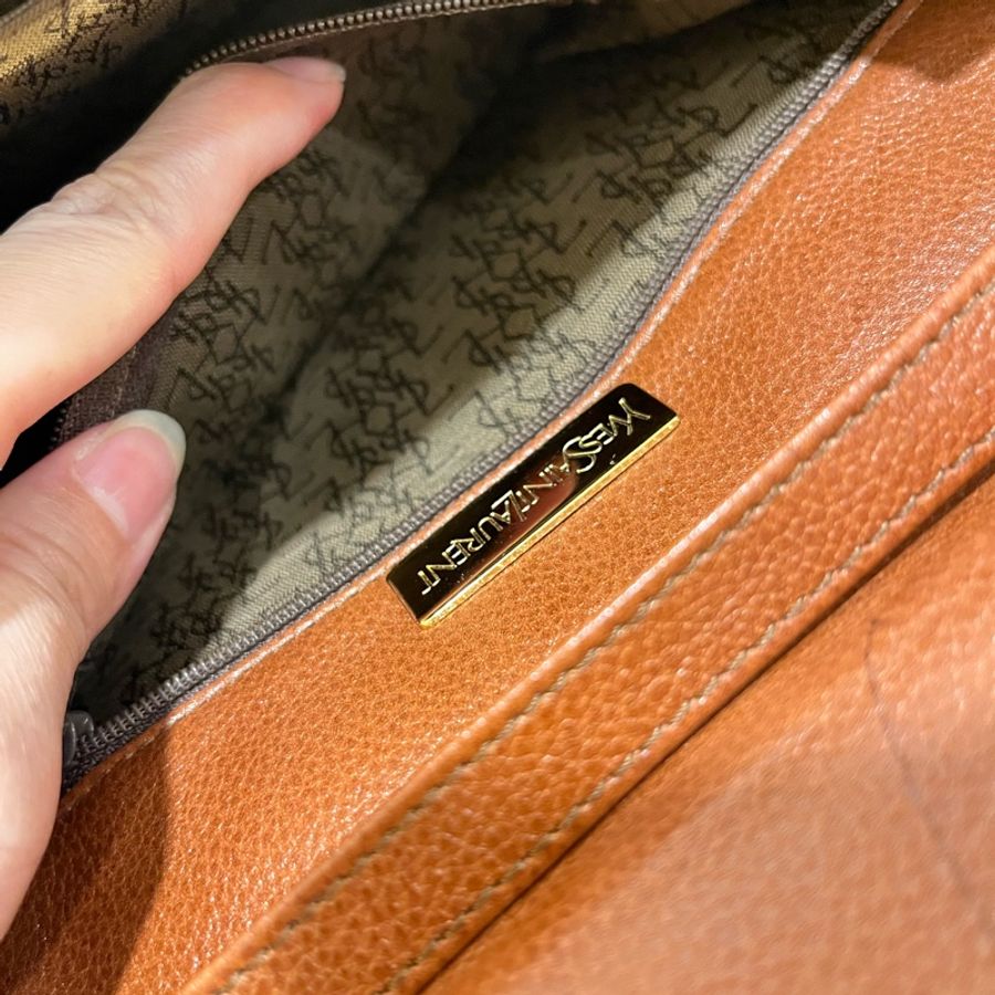 YSL Vintage 焦糖色斜挎包-19