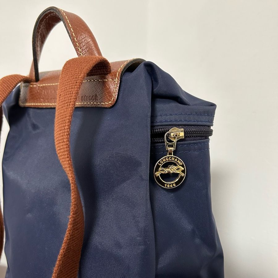 LONGCHAMP|Le Pliage 折疊拉鍊後背包-深藍色-4