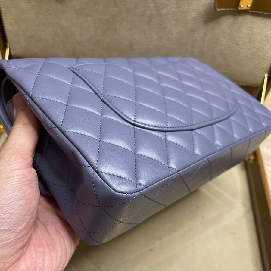 CHANEL Coco Classic Flap 25 淡粉紫口蓋鍊包✨櫃上漲翻天-12