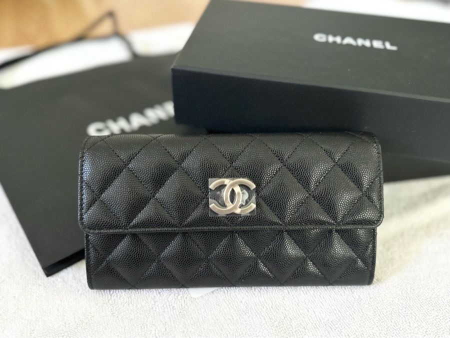 全新Chanel 限量23C 信封長夾,賽車旗內裡-2