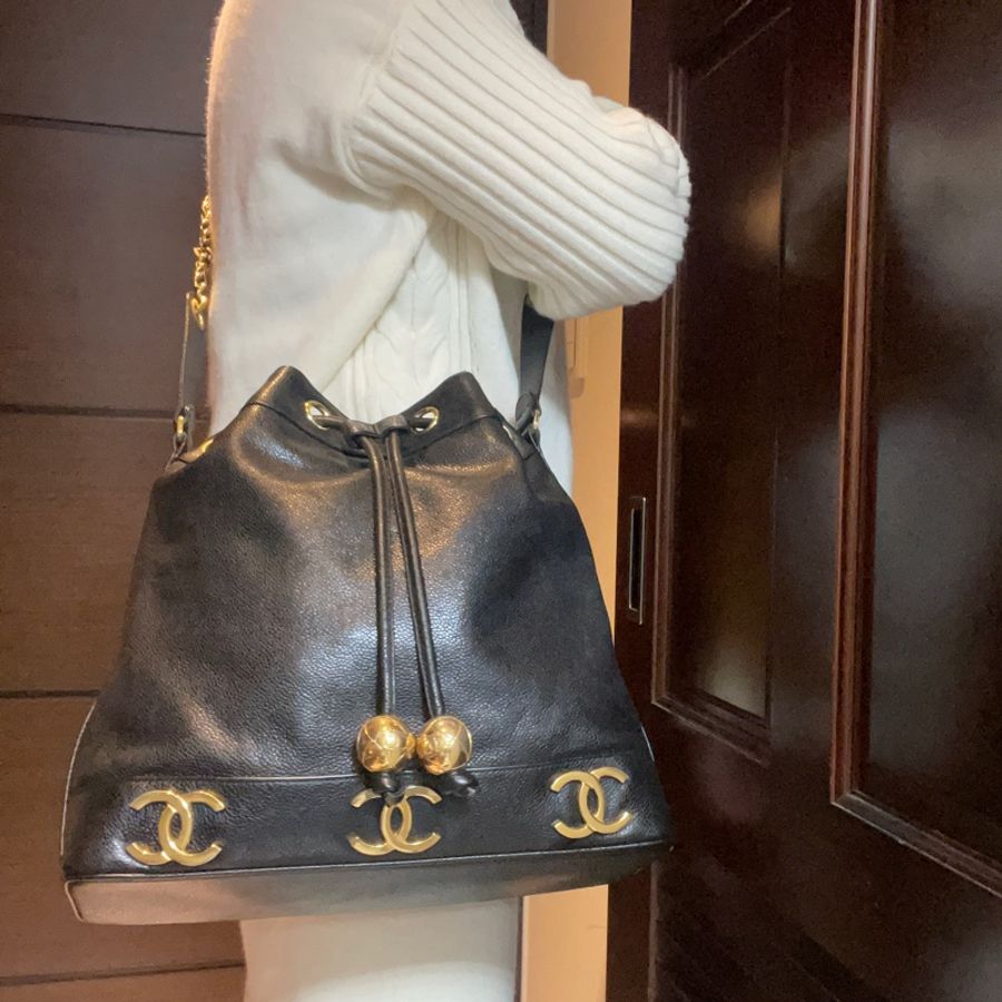 chanel vintage logo荔枝皮水桶包-5