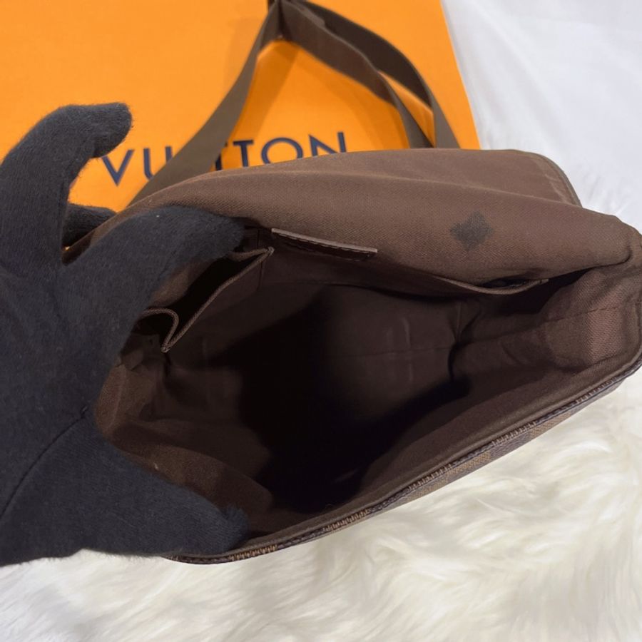 LOUIS VUITTON LV棋盤格 鐵牌 日字掀蓋斜背包-11