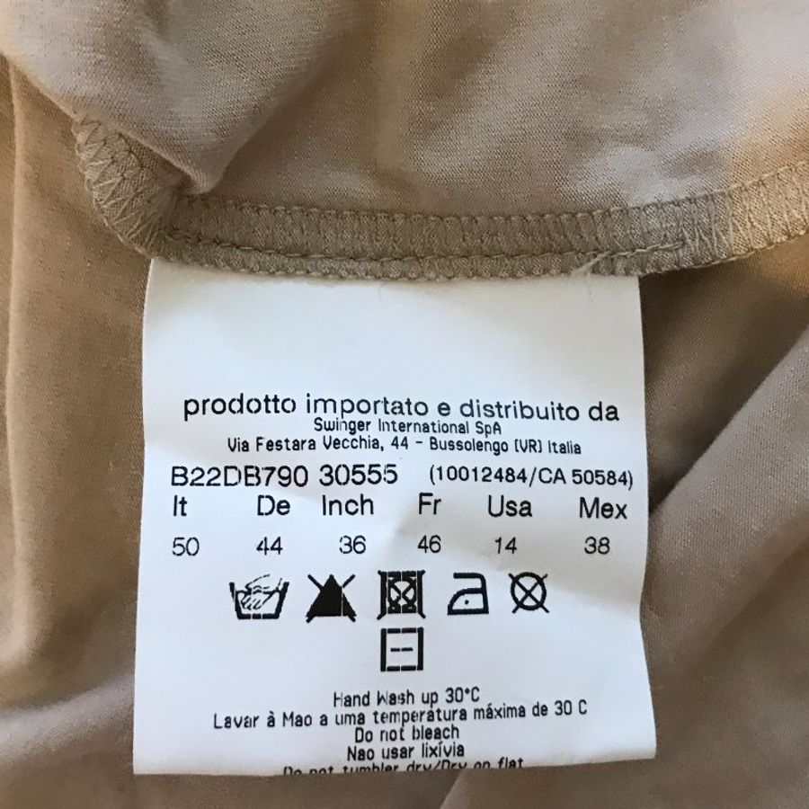 36) 萬元精品Roccobarocco全新舒適上衣 吊牌原價17400 寬鬆款M-XL皆可穿-8