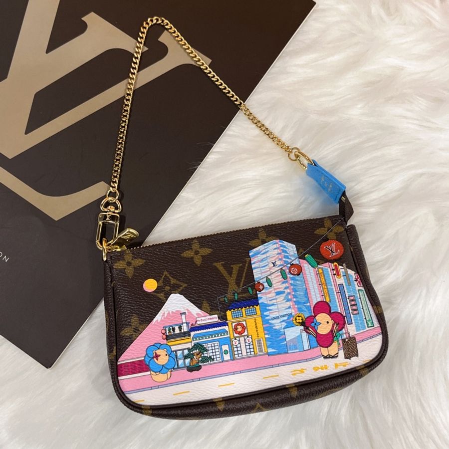 Louis Vuitton LV 2022聖誕限量款全新字紋 日本富士山薇薇安金鍊小包/化妝包/麻將包-0