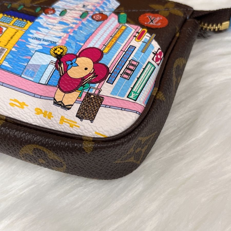 Louis Vuitton LV 2022聖誕限量款全新字紋 日本富士山薇薇安金鍊小包/化妝包/麻將包-3