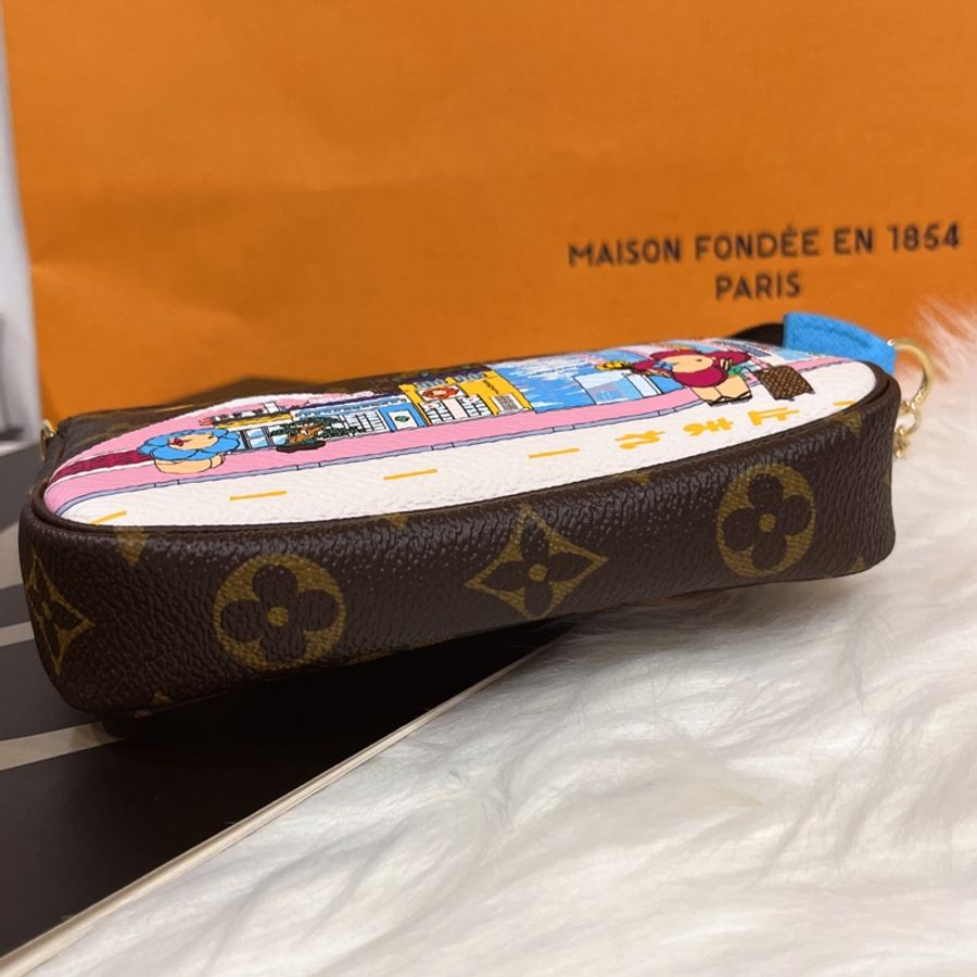 Louis Vuitton LV 2022聖誕限量款全新字紋 日本富士山薇薇安金鍊小包/化妝包/麻將包-6