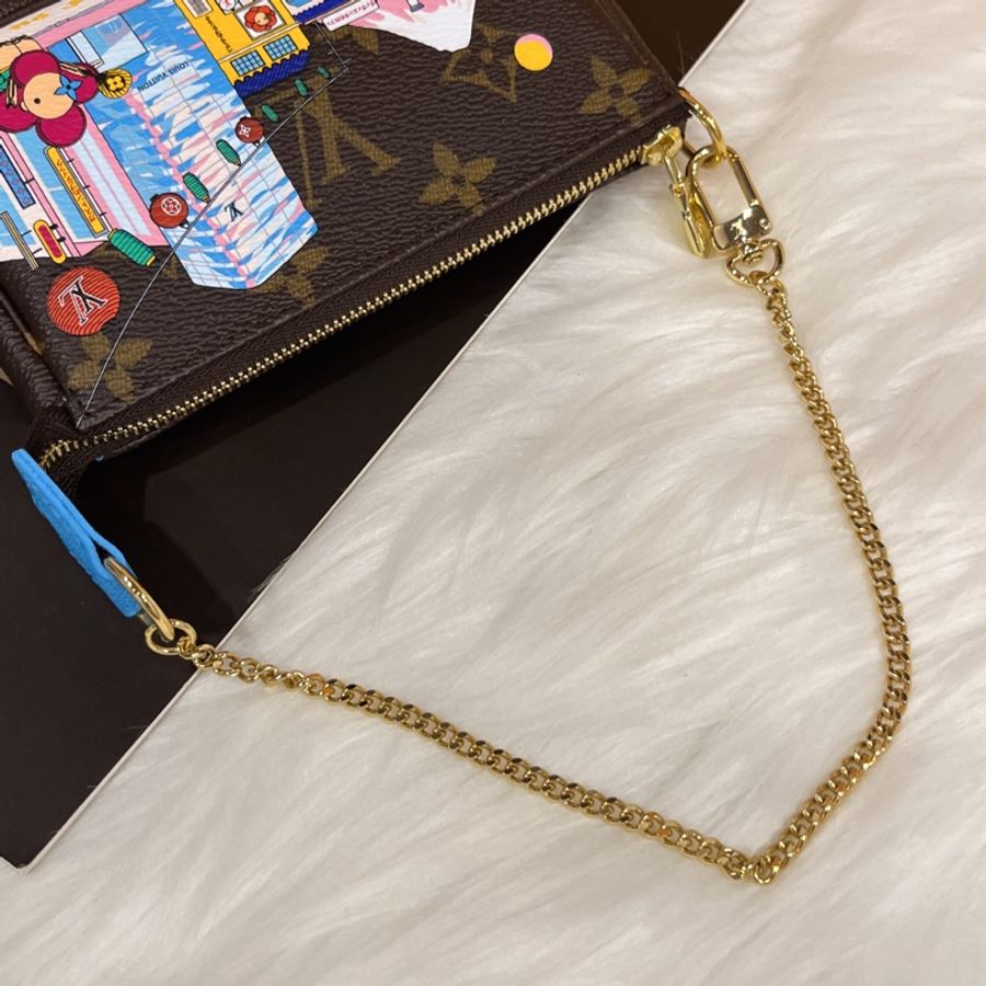 Louis Vuitton LV 2022聖誕限量款全新字紋 日本富士山薇薇安金鍊小包/化妝包/麻將包-10