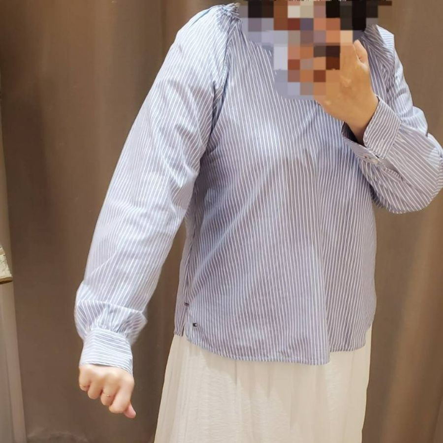 (全新)Tommy Hilfiger (女)休閒風品牌經典配色條紋V領襯衫式上衣-0