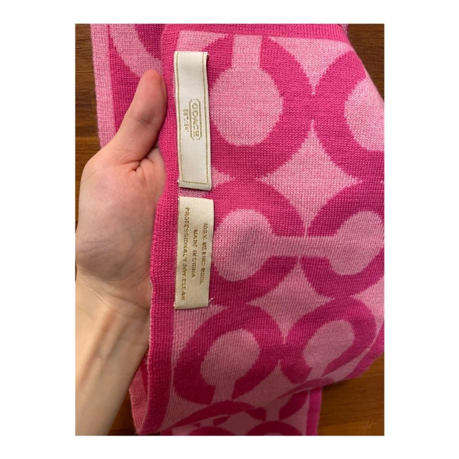 COACH 經典LOGO 羊毛圍巾 Signature Logo C Merino Wool Scarf🧣-1
