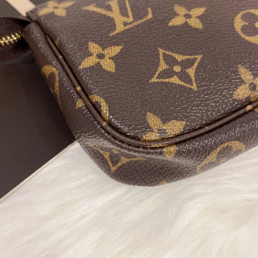Louis Vuitton LV 2022聖誕節限量款 首爾薇薇安金鍊小包/化妝包/麻將包-4