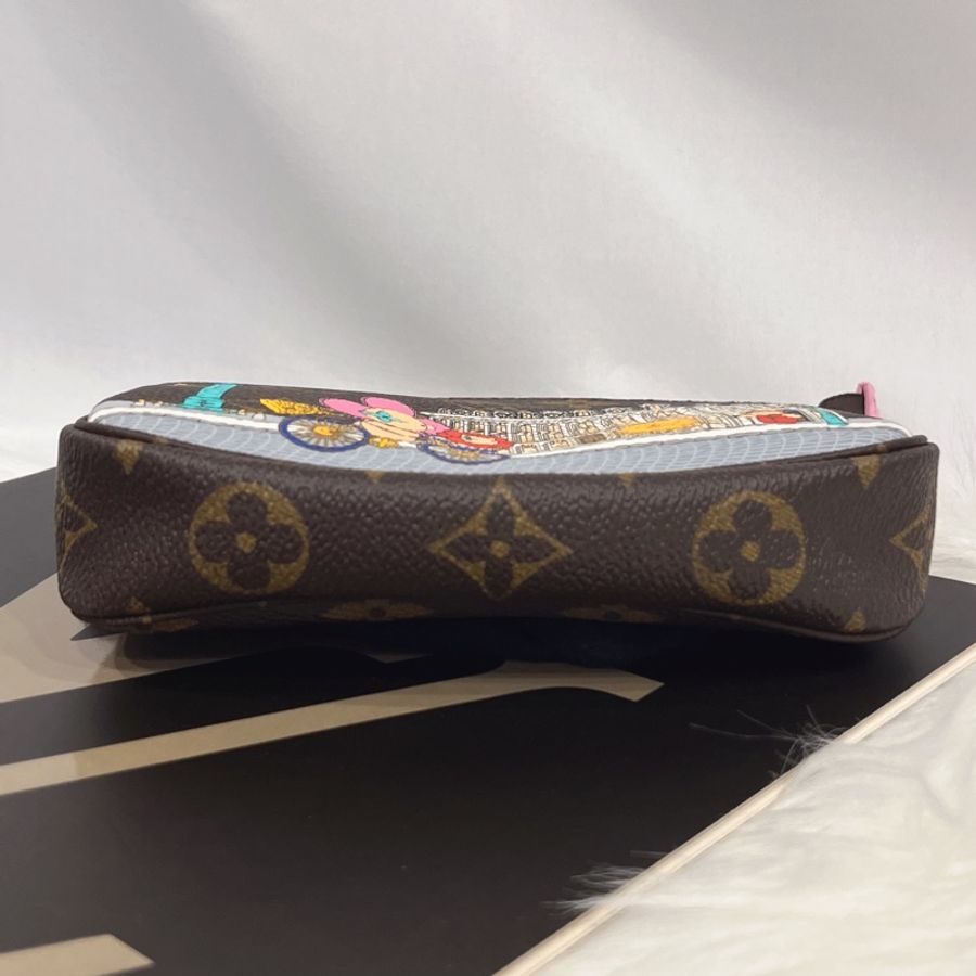 Louis Vuitton LV 2022聖誕限量款 巴黎凡登廣場 薇薇安金鍊小包/化妝包/麻將包-6