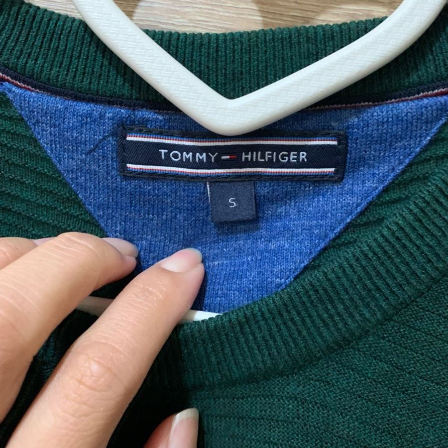 Tommy Hilfiger 綠色毛衣 只有下水洗過跟拍照-1