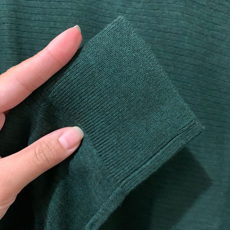 Tommy Hilfiger 綠色毛衣 只有下水洗過跟拍照-2