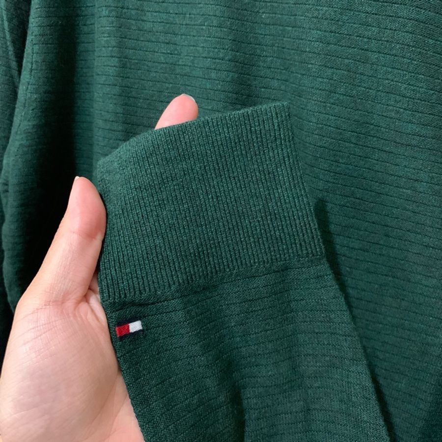 Tommy Hilfiger 綠色毛衣 只有下水洗過跟拍照-3
