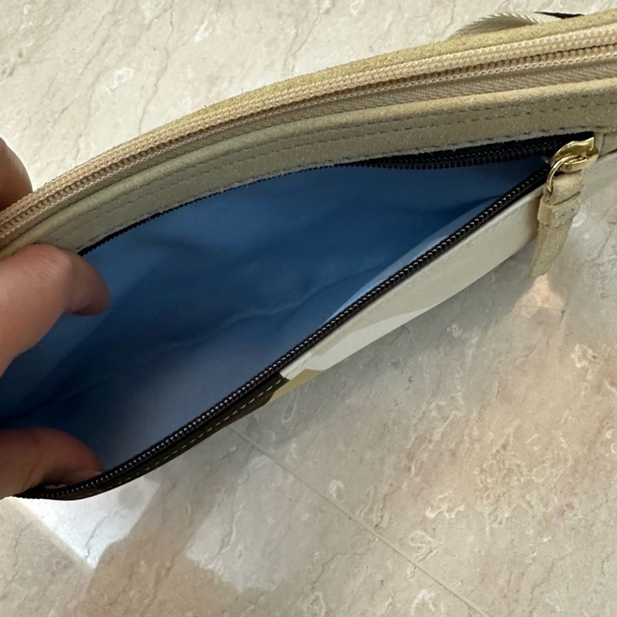 Coach 絲質X雞皮LOGO翻玩肩背小包-4