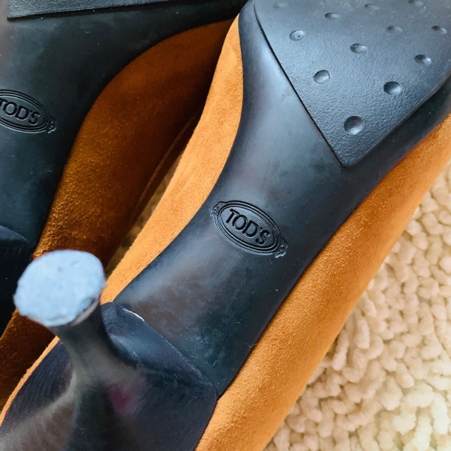 二手私物【TOD’S】麂皮流蘇 高低跟鞋 四季皆適 豆豆-1