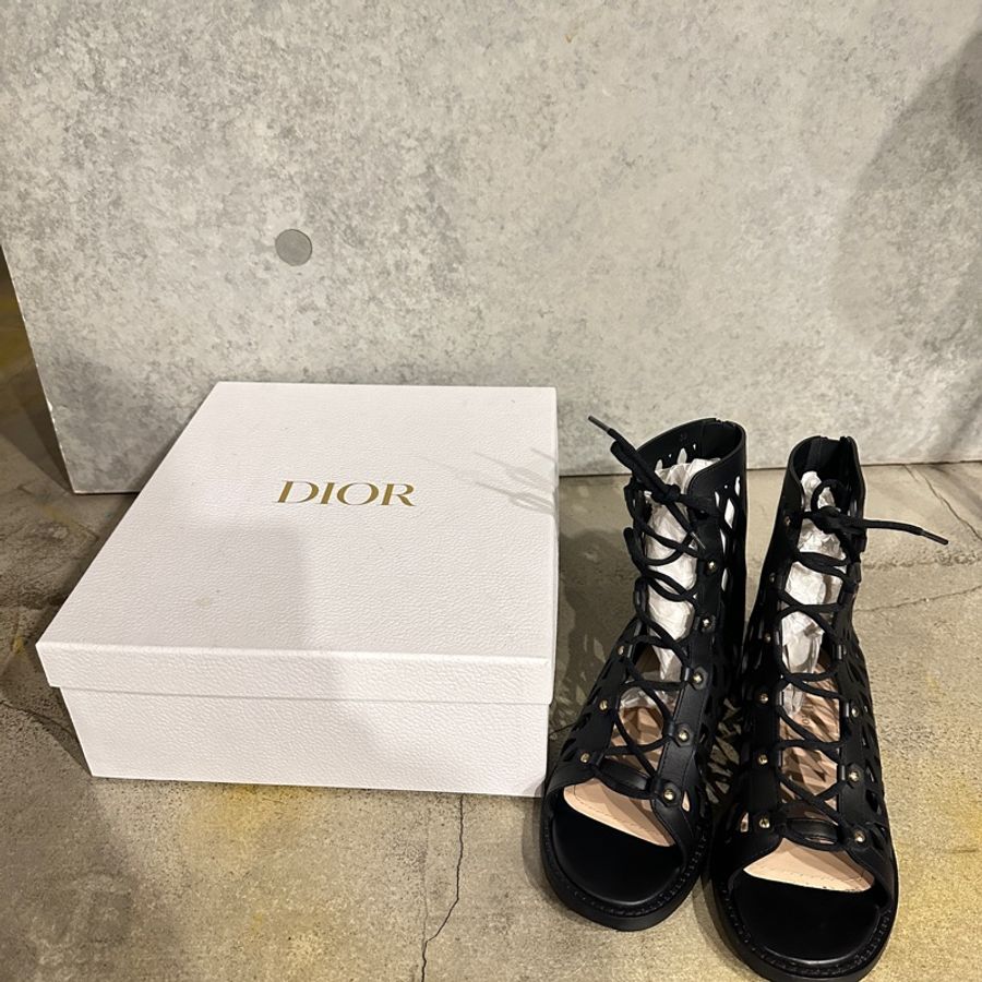 Dior羅馬簍空涼鞋-0