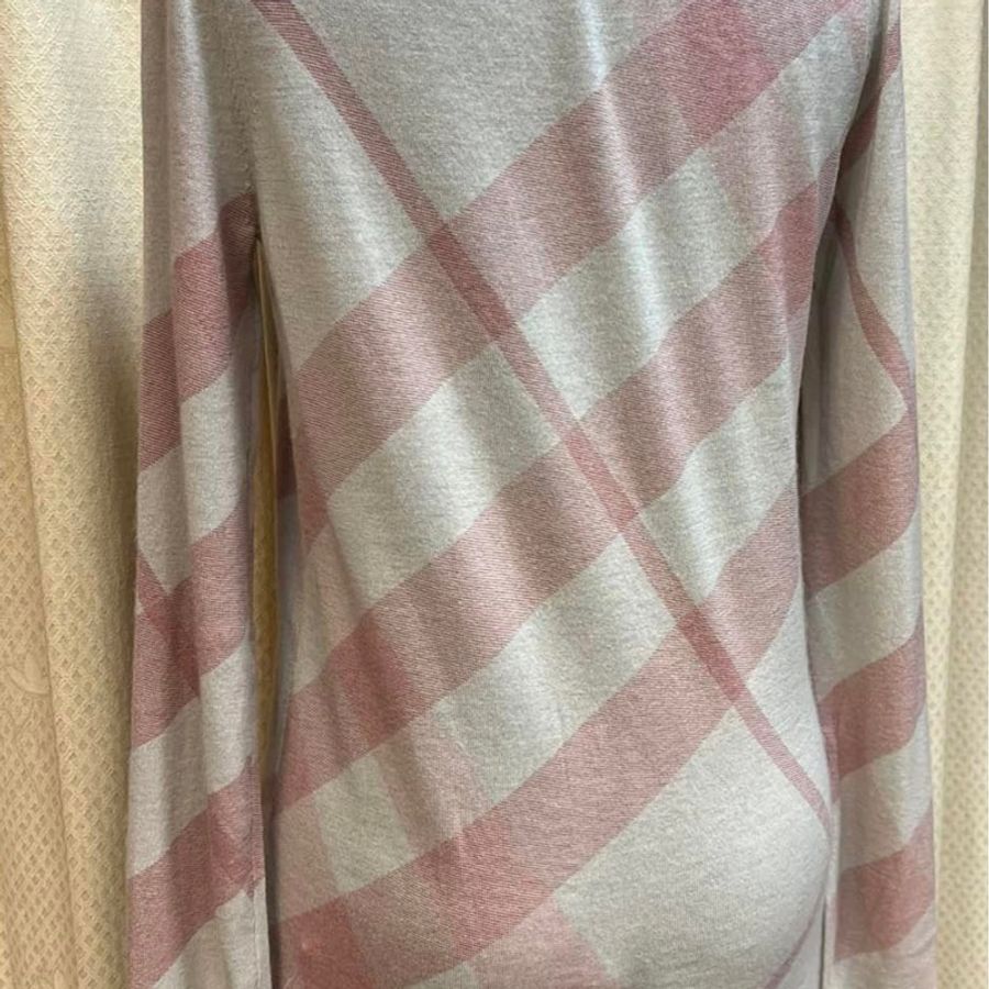 Burberry 氣質粉格毛衣外套-2