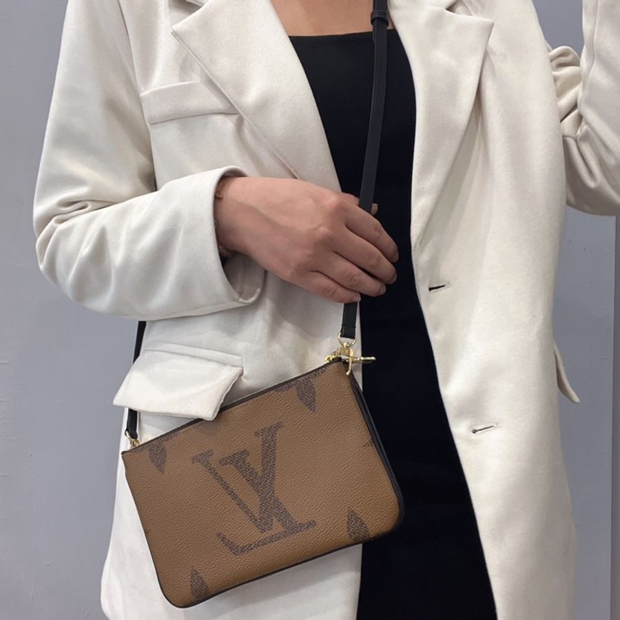 LOUIS VUITTON LV 老花字紋 雙拼色雙拉鍊 手拿包/斜背包 M69203-8