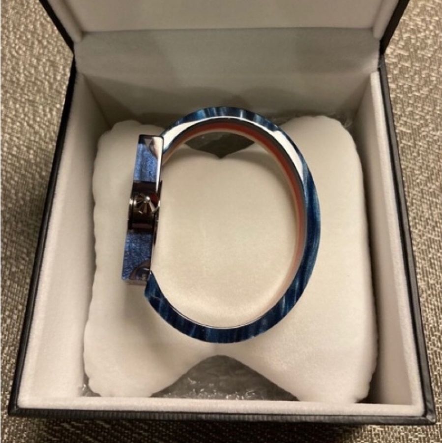 Gucci手錶 全新品 時尚條紋長方型手鐲手錶 瑞士石英機蕊24x40mm 全新品-4
