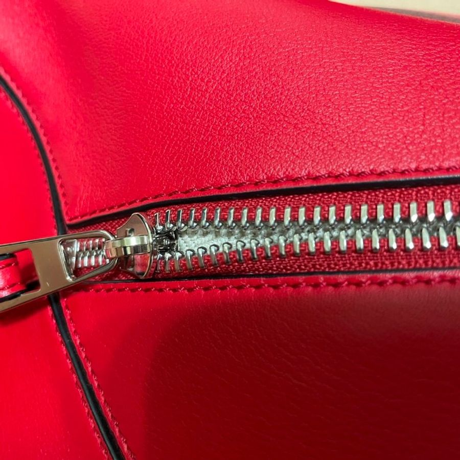 Loewe small puzzle bag scarlet red 拼圖包-8
