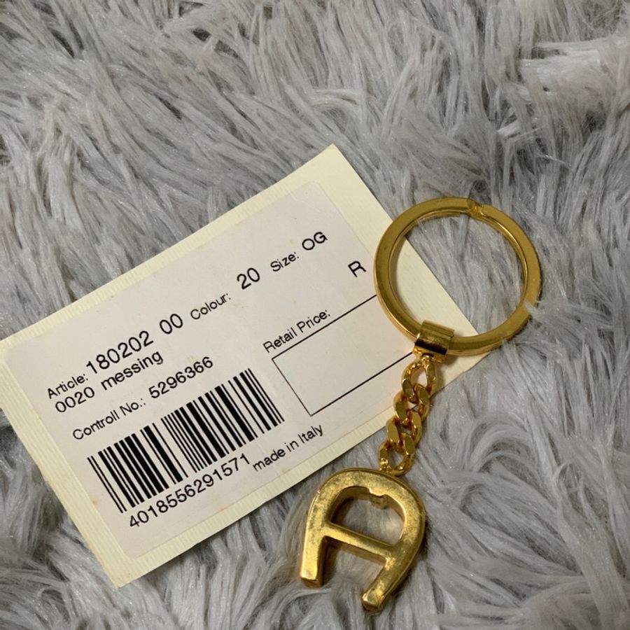 AIGNER 經典LOGO鑰匙圈 金色-3
