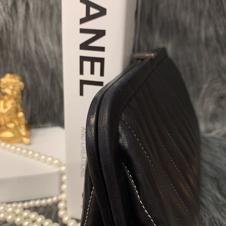 CHANEL 香奈兒 黑色銀扣 直條紋 祖母包/晚宴包/手拿包-2