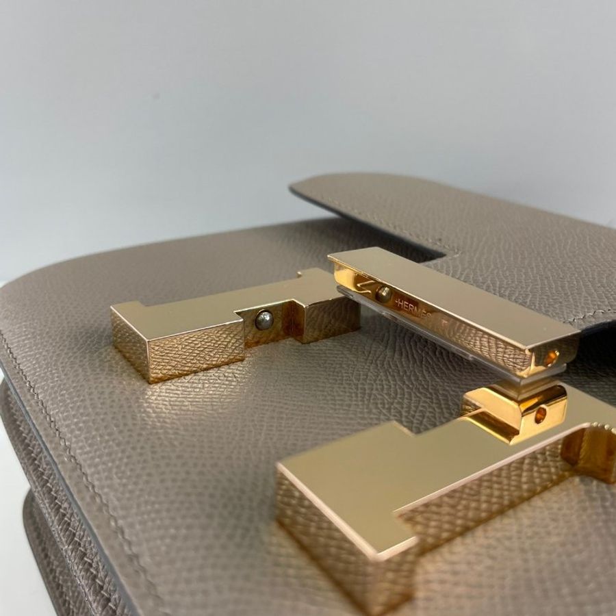 Hermes灰棕色Epsom皮玫瑰金扣康康Constance 24 A刻-15