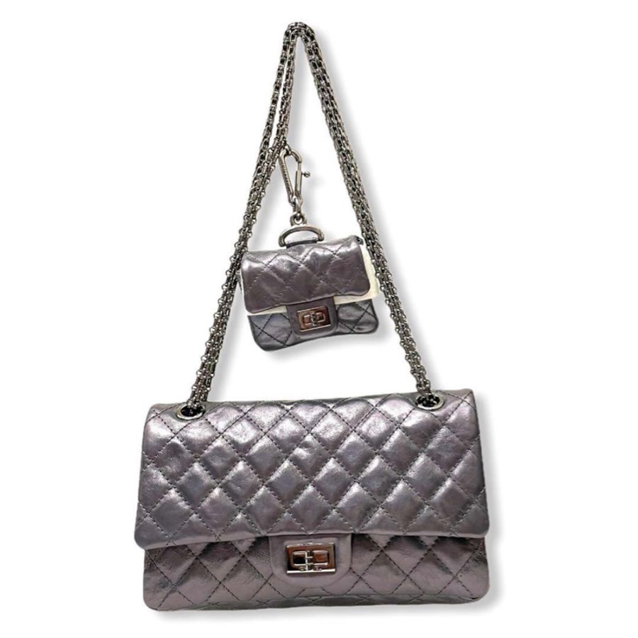 🍒CHANEL2.55鐵灰色小牛皮皮泛帶金屬光澤 +迷你掛包(2F1330001)-1