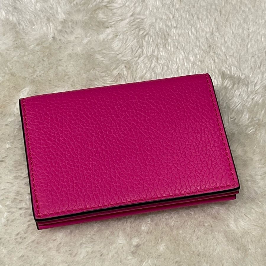 大全配❤️可直接送禮🎁Salvatore Ferragamo GANCINI 馬蹄標誌 荔枝牛皮零錢包/卡片夾(桃紅)附購買憑證🧾-1