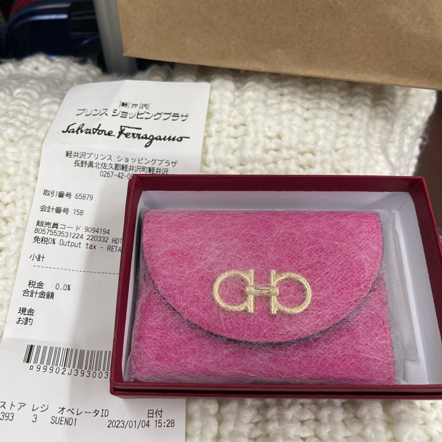 大全配❤️可直接送禮🎁Salvatore Ferragamo GANCINI 馬蹄標誌 荔枝牛皮零錢包/卡片夾(桃紅)附購買憑證🧾-2