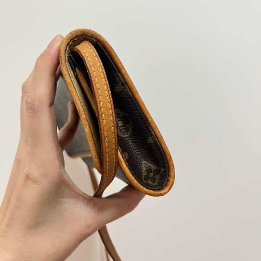 LV VINTAGE經典老花信封包/腰包/手拿包-4