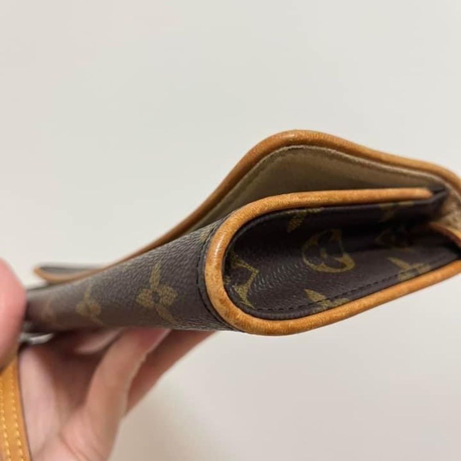 LV VINTAGE經典老花信封包/腰包/手拿包-7