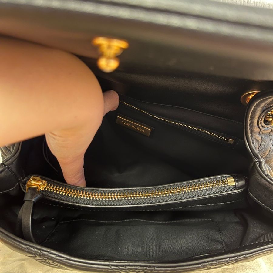 Tory Burch Fleming 黑色超經典 小羊皮鏈條包-7