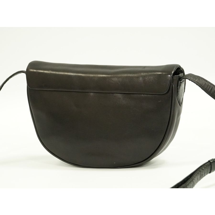 真正的紀梵希 GIVENCHY 皮革單肩包 pochette 黑色包使用-1