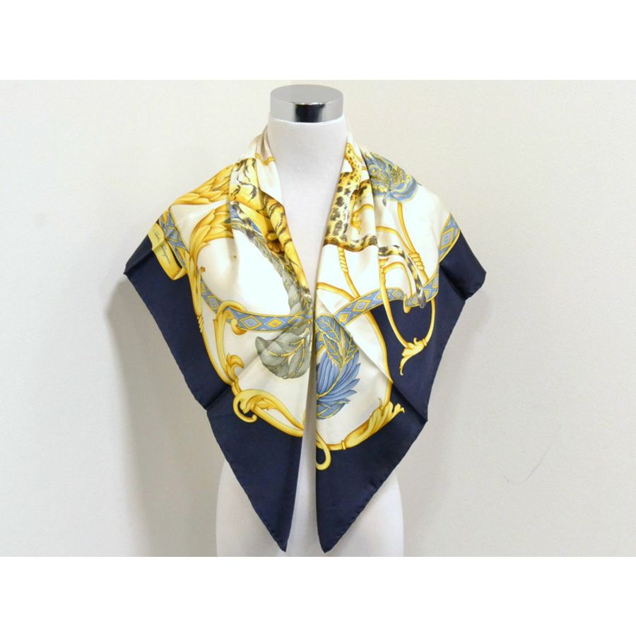 正品 Salvatore Ferragamo Salvatore Ferragamo 動物圖案豹紋虎頭巾披肩絲綢海軍白色服裝配飾二手-5