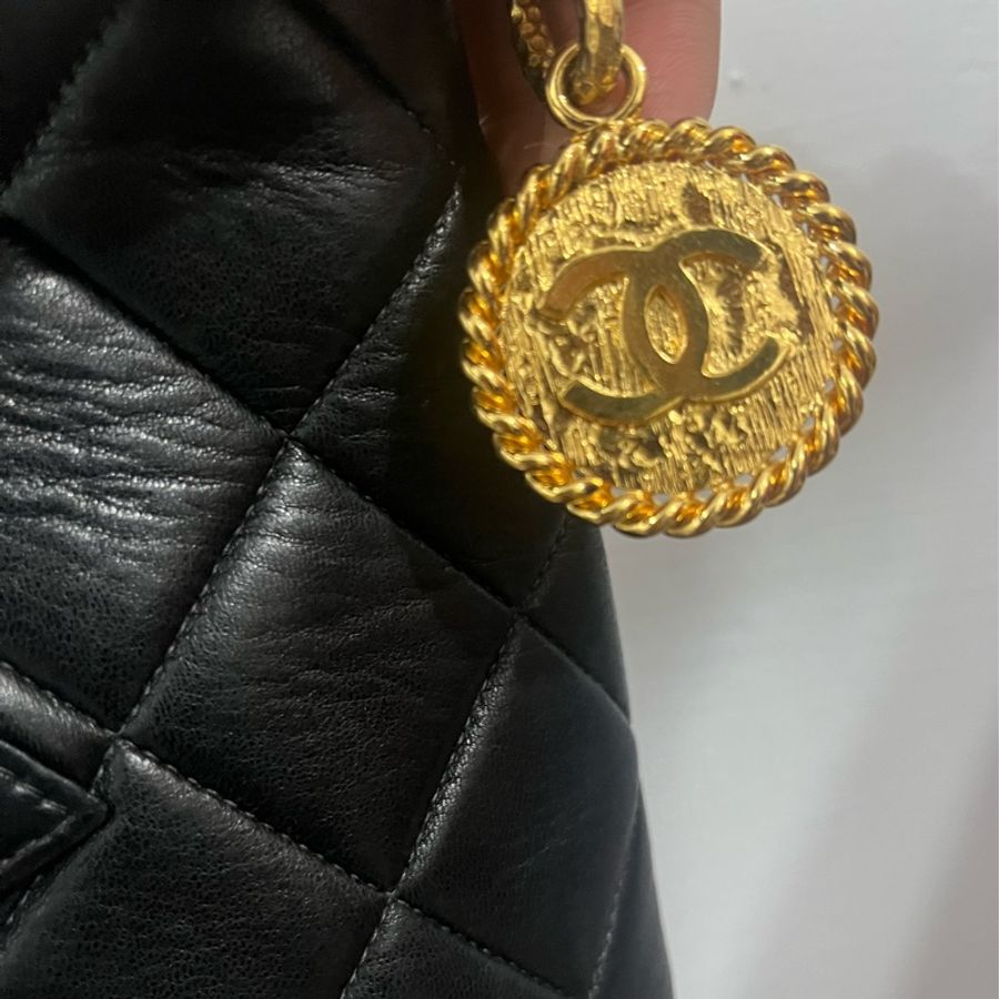 CHANEL 香奈兒金幣希爾頓包-1