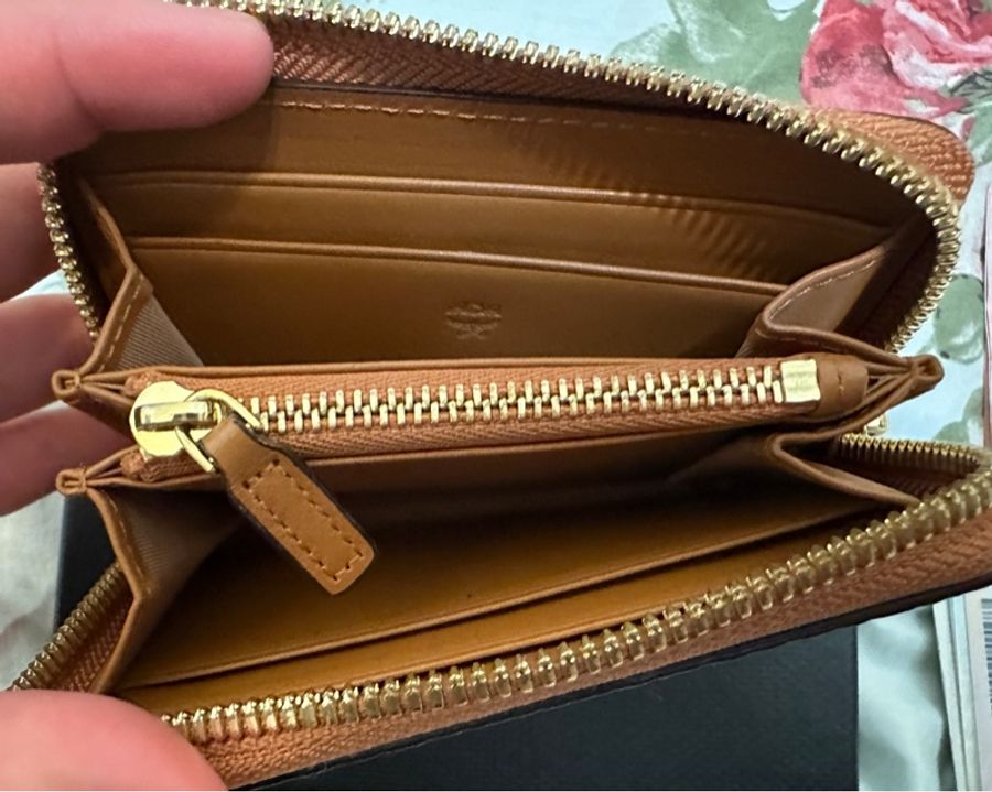 MCM Aren Visetos Original 拉鏈錢包-4