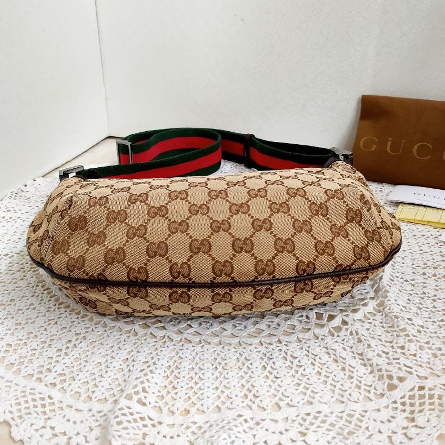 9成新正品gucci 經典綠紅背帶+gg緹花半月斜背包（附專櫃購買證明）-3