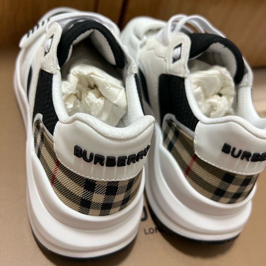 全新 Burberry鞋-7
