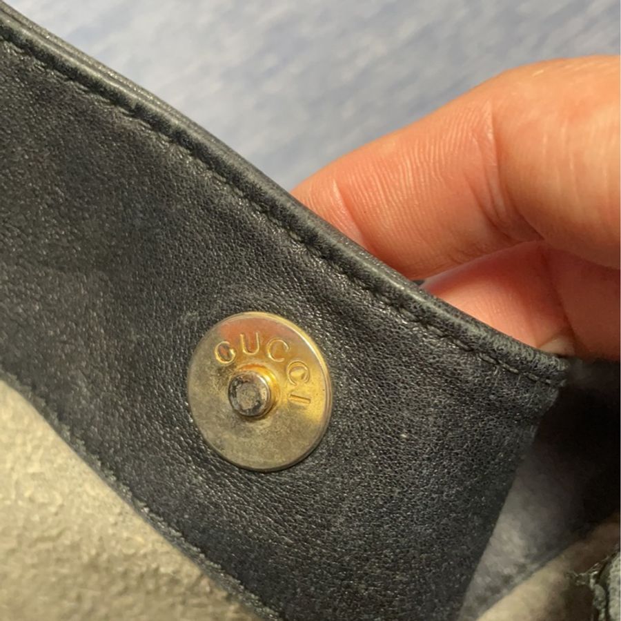 (萬元以下買到GUCCI 真讚)出國可用 超方便 保證真品 二手 古董包 已停產 有序號 側背包 斜背包 GUCCI 名牌包 古著 Vintage-4