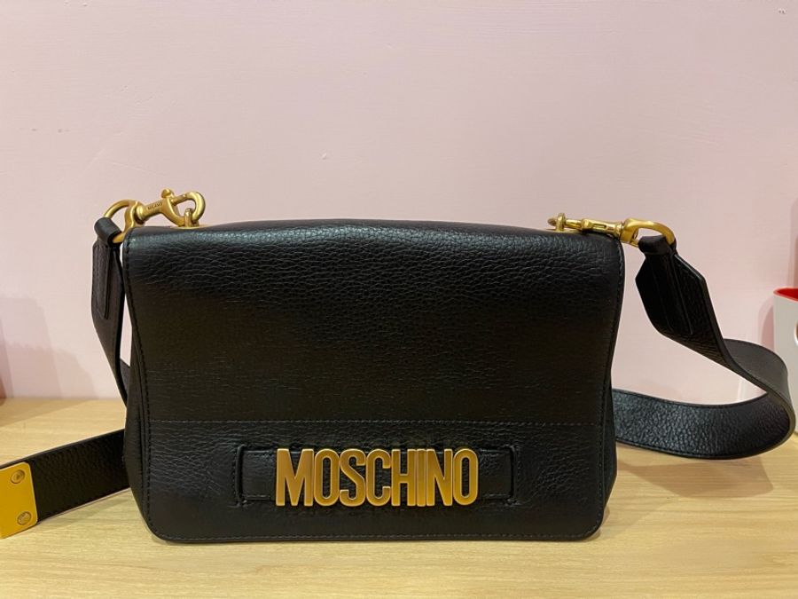 MOSCHINO經典斜背包-0