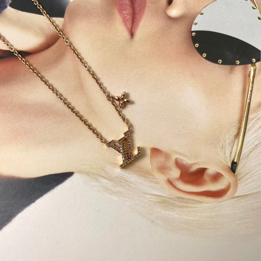 LV M00985 Iconic Blush水鑽玫瑰金墜飾項鍊-1